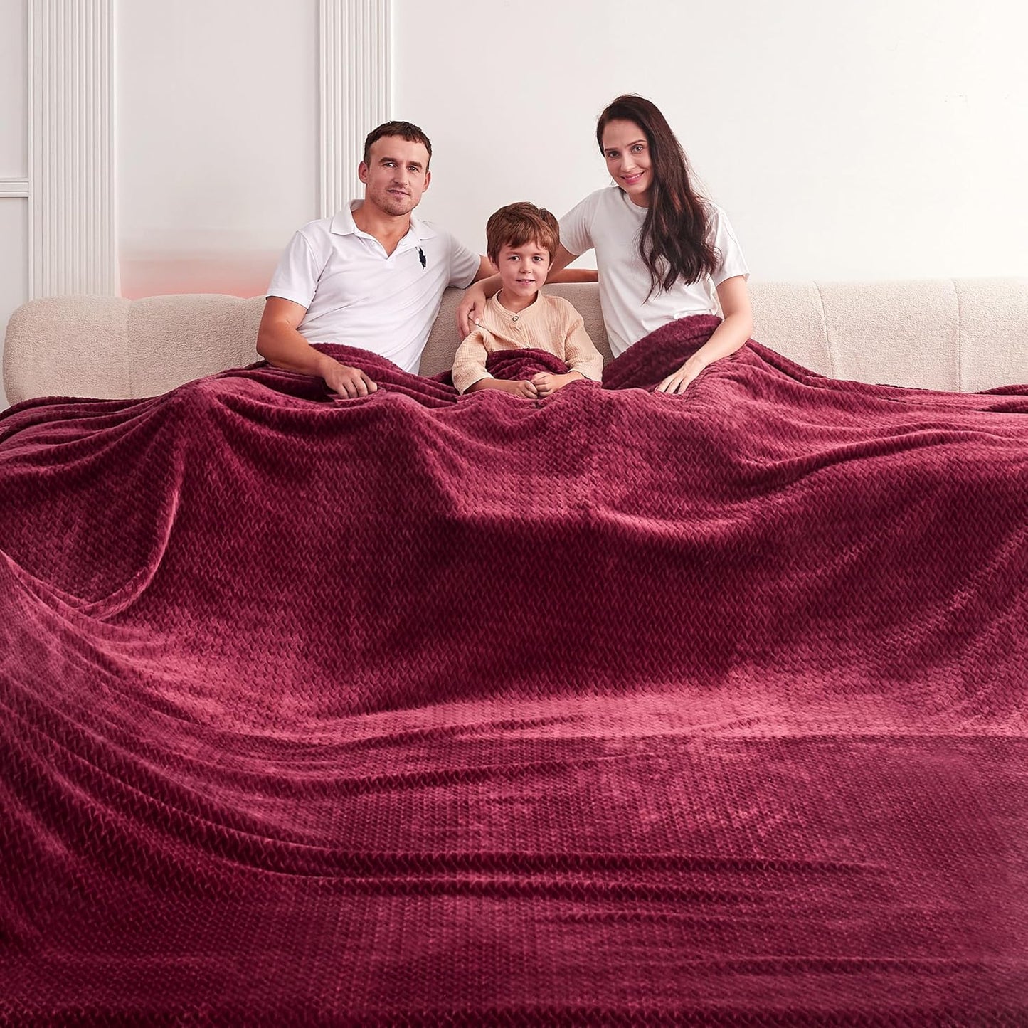 Oversized King Fleece Blanket for Cozy Comfort and Style