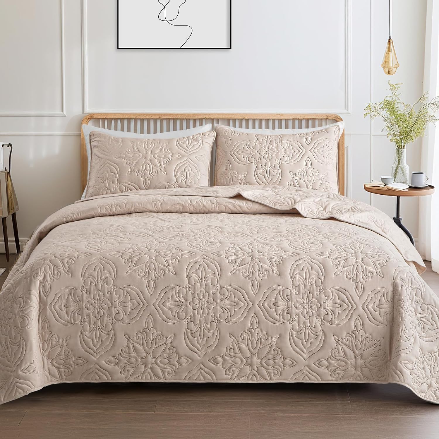 Whale Flotilla Soft Queen Quilt Bedding Set for All Seasons