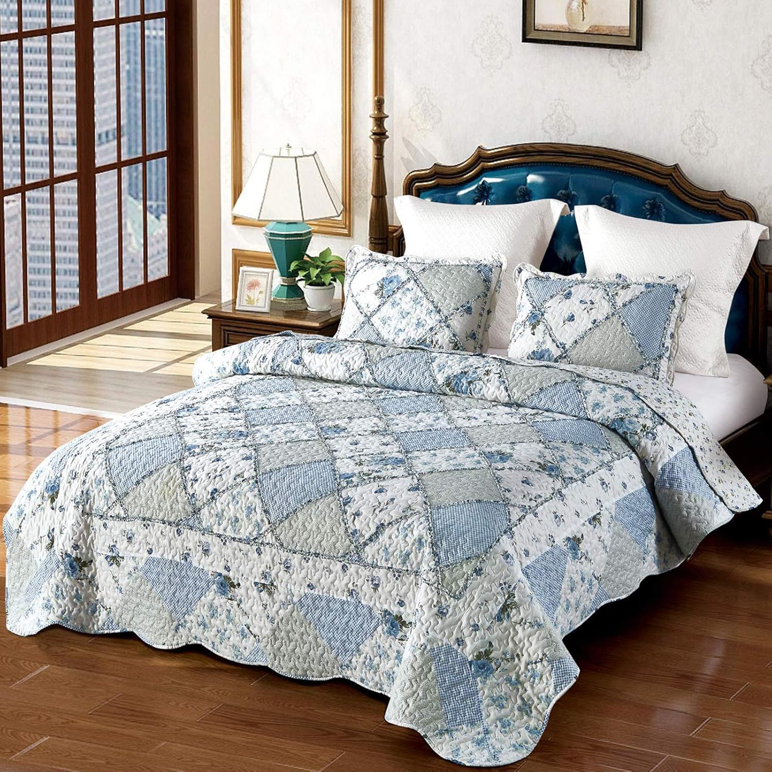 VIVILINEN Blue Floral Patchwork Quilt Set for Full Queen Beds