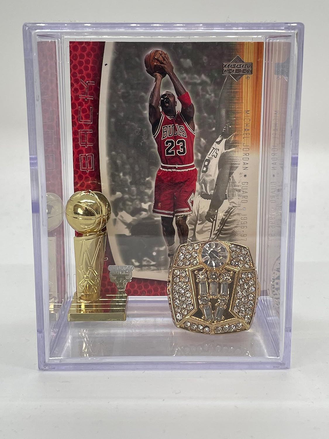 Chicago Bulls Replica NBA 1998 Championship Ring Shadowbox
