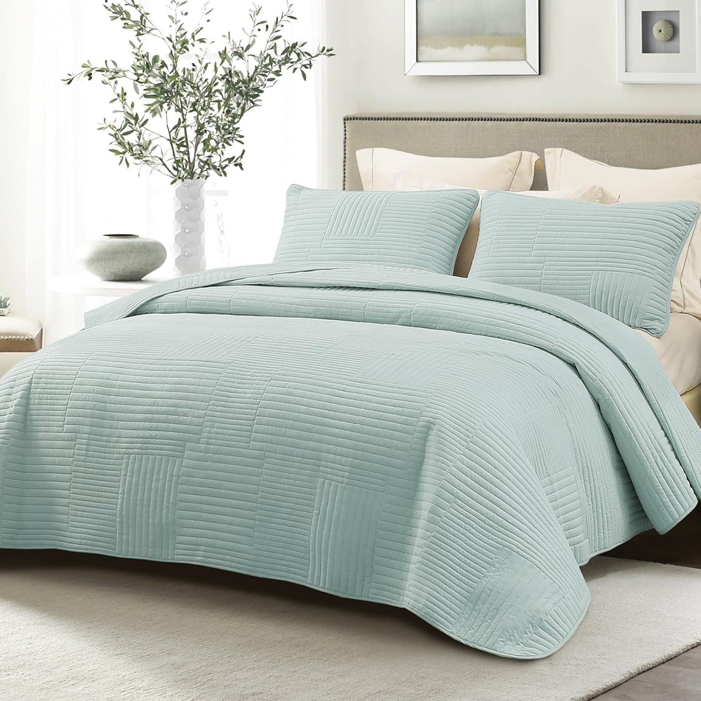 Ultra Soft California King Quilt Bedding Set for All Seasons