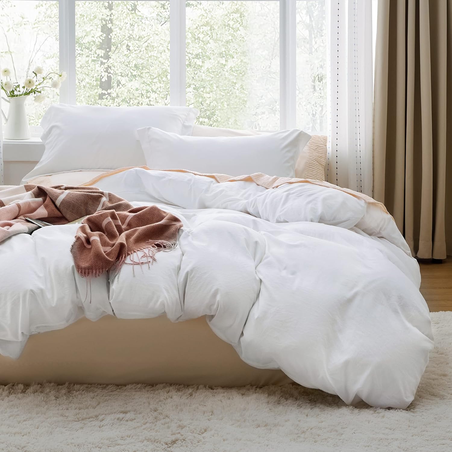 Bedsure White California King Duvet Cover Set for Comfort