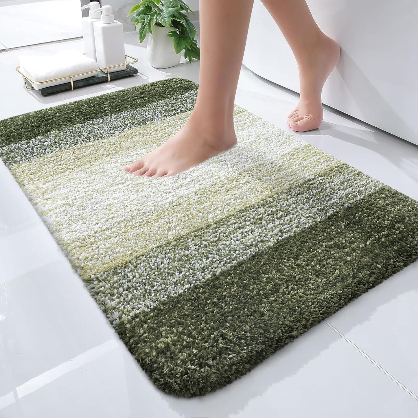 OLANLY Extra Soft Microfiber Bath Rugs for Elegant Bathrooms