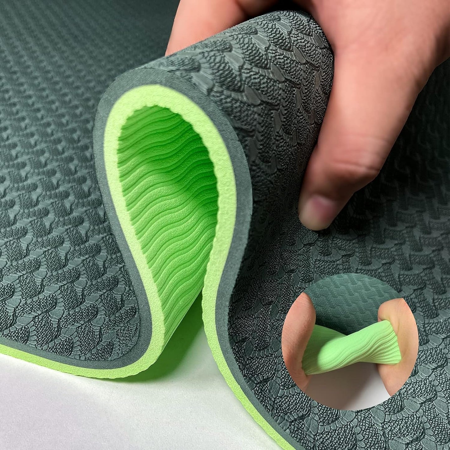 QMKGEC 8mm TPE Yoga Mat - Non-Slip & Extra Thick