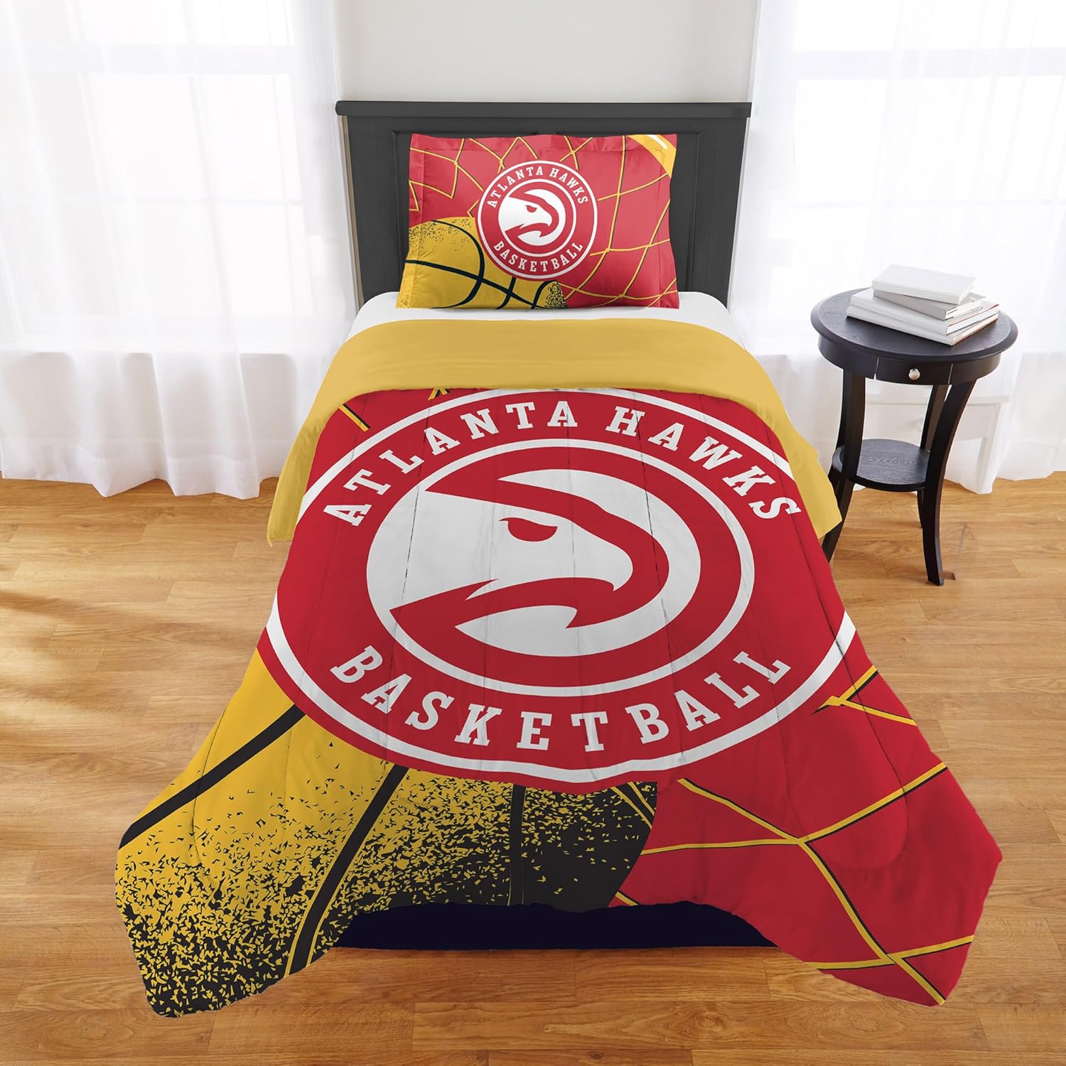 Atlanta Hawks Officially Licensed NBA Comforter Set for Fans
