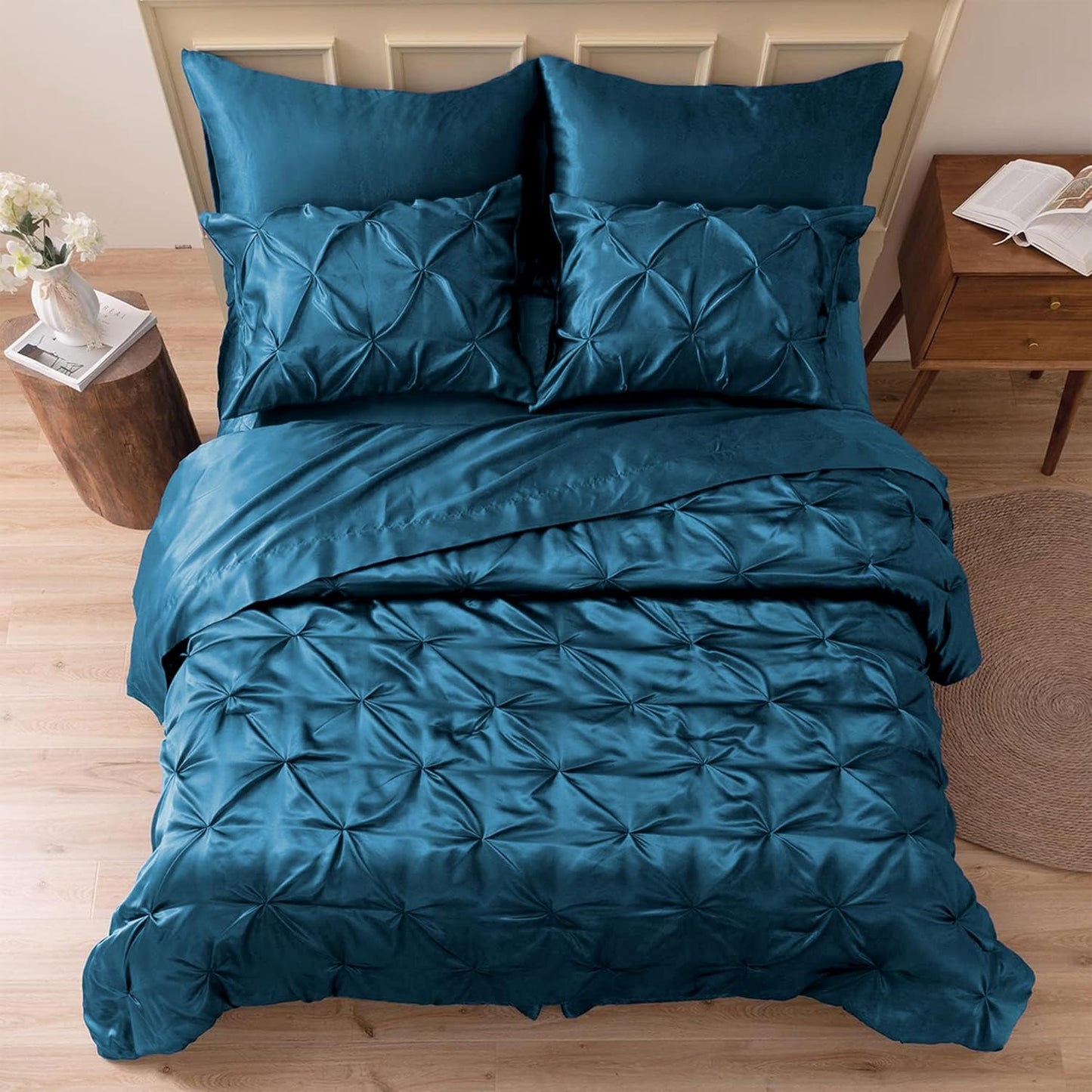Luxurious Satin Comforter Queen Set with Pinch Pleat Design