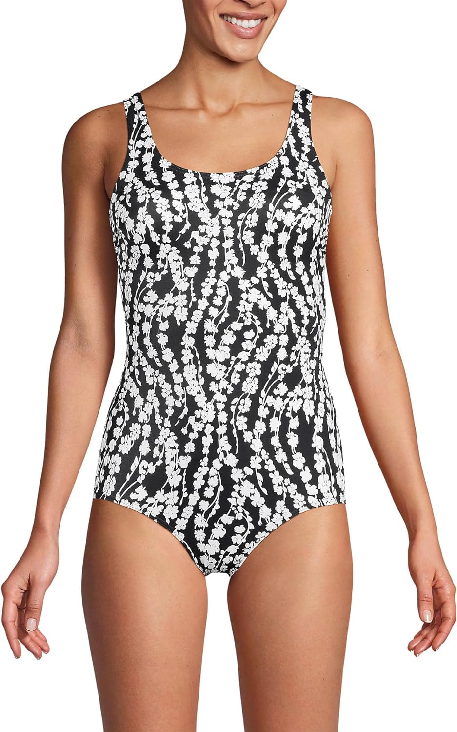 Chlorine Resistant Soft Cup Tugless Sporty One Piece Swimsuit