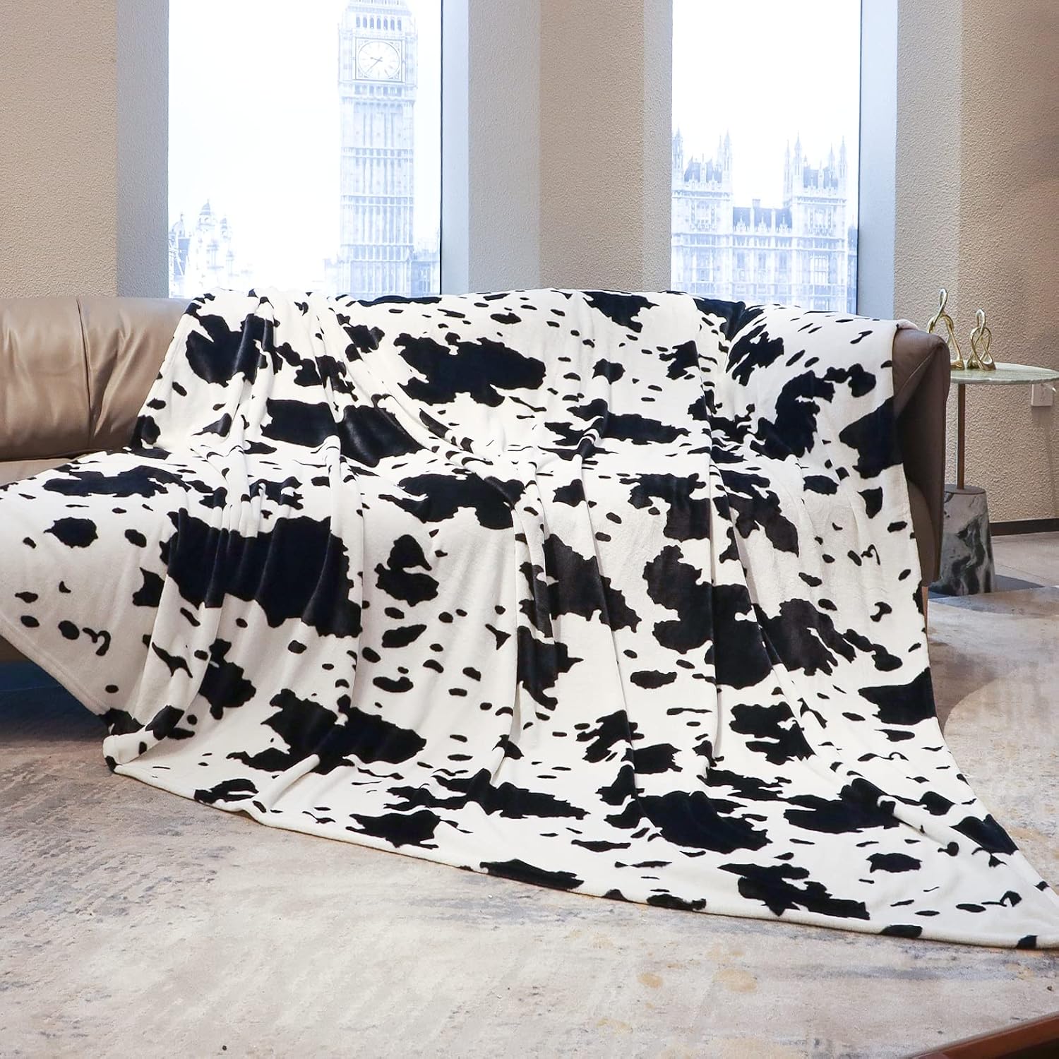 Queen Size Fleece Blanket - Soft Cozy Cow Print Throw 90x90
