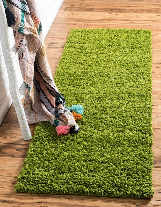 Unique Loom Solid Shag Collection Area Rug in Grass Green