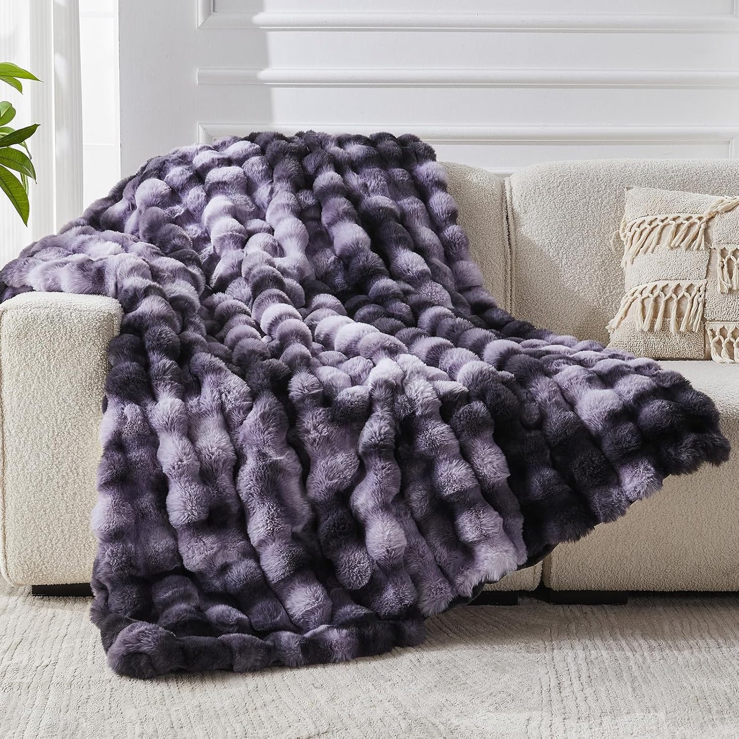 Faux Fur Twin Blanket for Couch - Cozy Soft Plush Sherpa