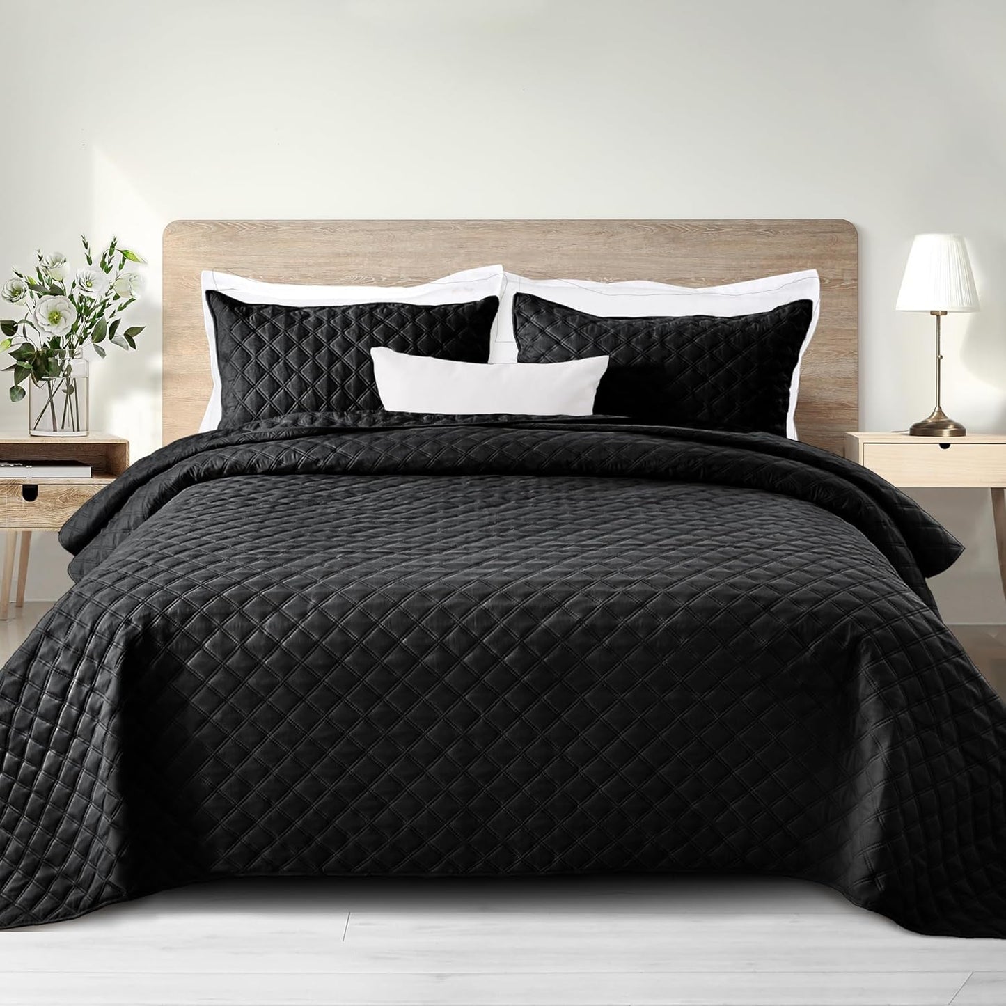 Soft Quilt Set for Queen Full Size - Lightweight Black Bedding