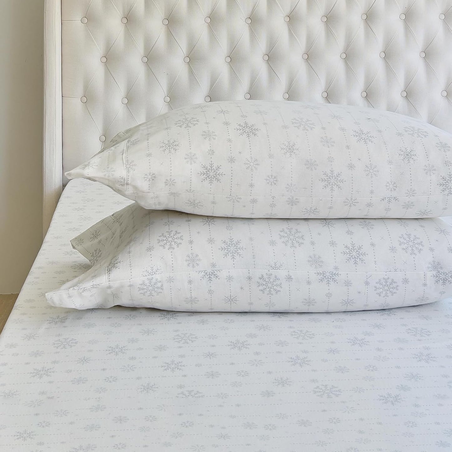 Elegant Comfort Ultra Soft Flannel Sheet Set for Cozy Nights