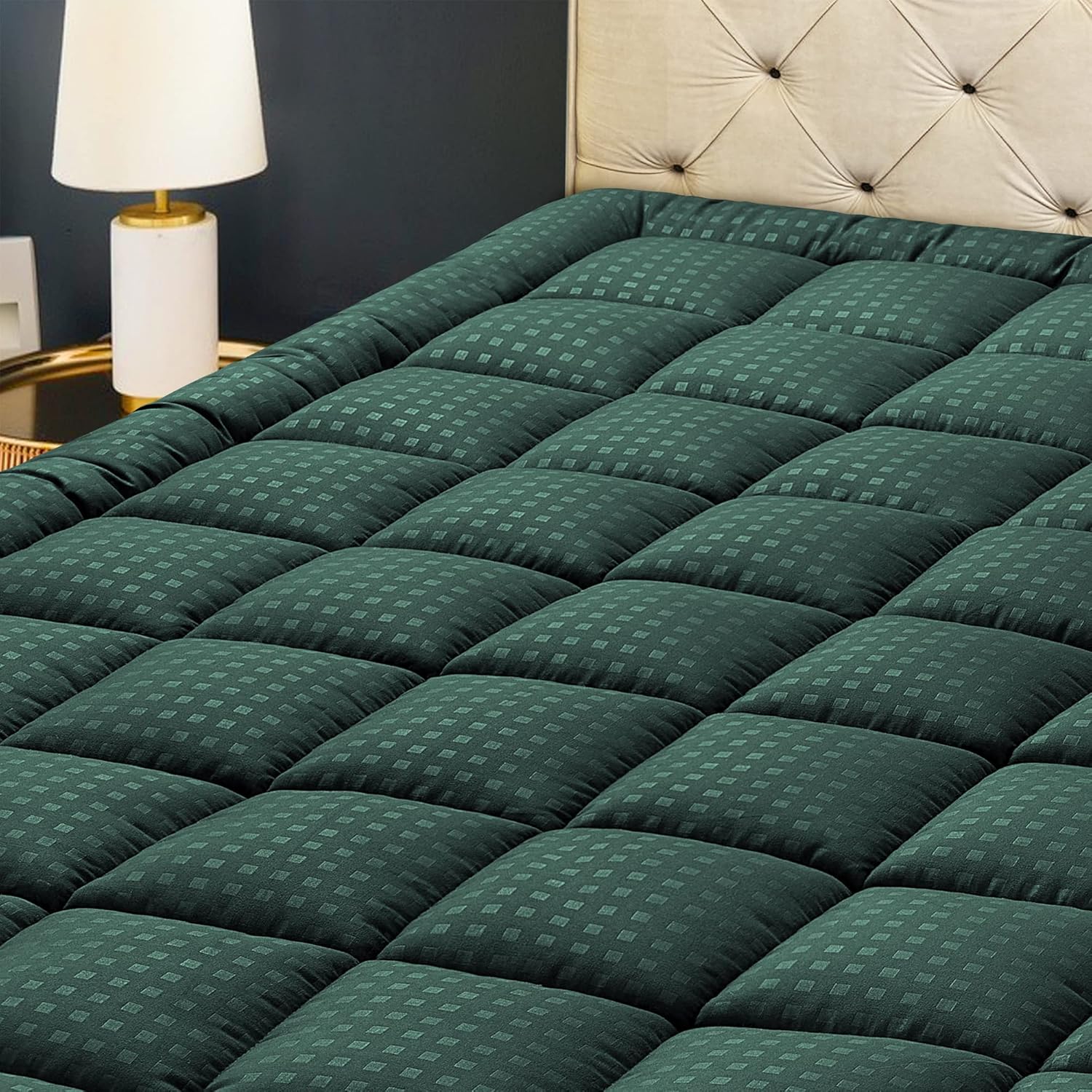 HYLEORY Queen Mattress Pad Quilted Fitted Cooling Protector