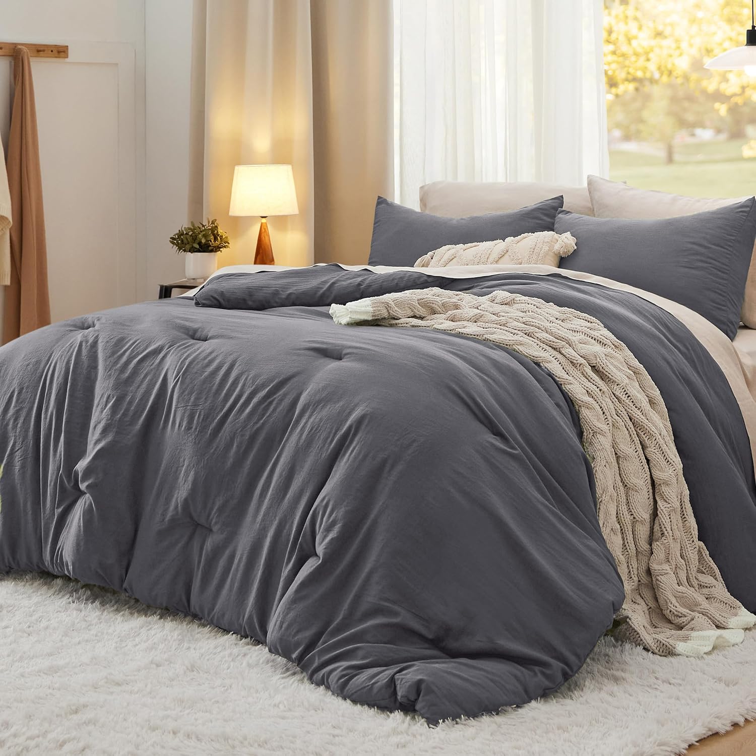 Bedsure Oversized Queen Comforter Set for All Seasons Comfort
