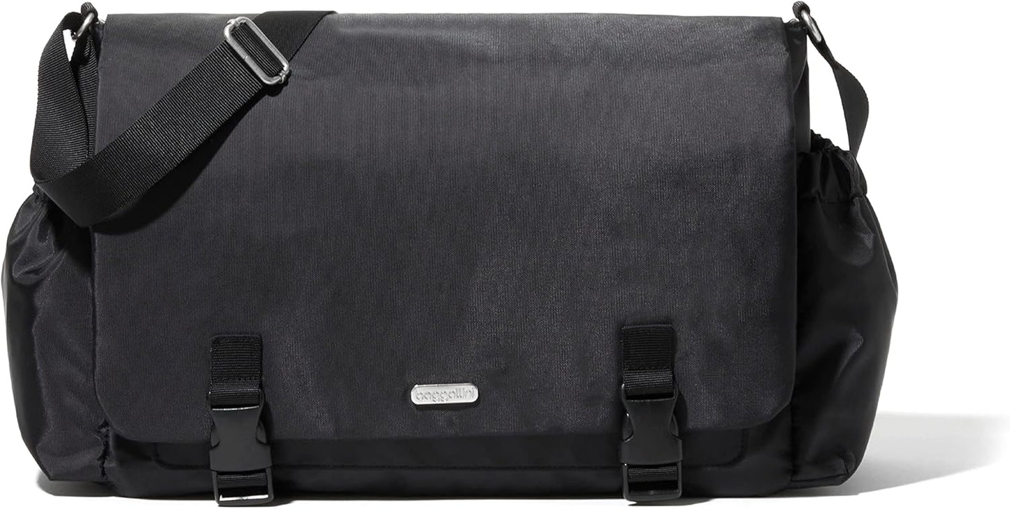 Baggallini Essential Laptop Messenger: Lightweight & Versatile