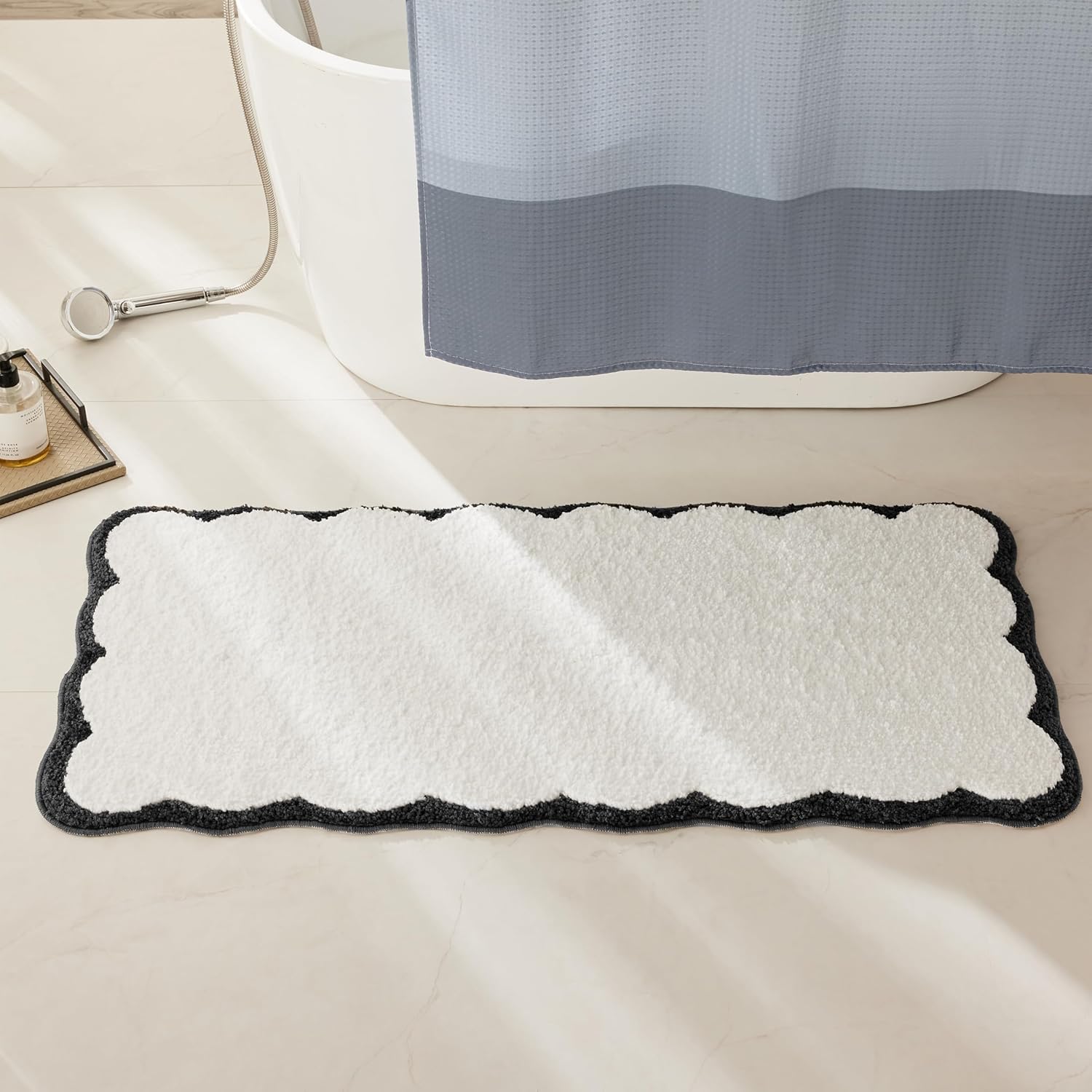 Luxury Microfiber Scalloped Runner Rug for Modern Bathrooms
