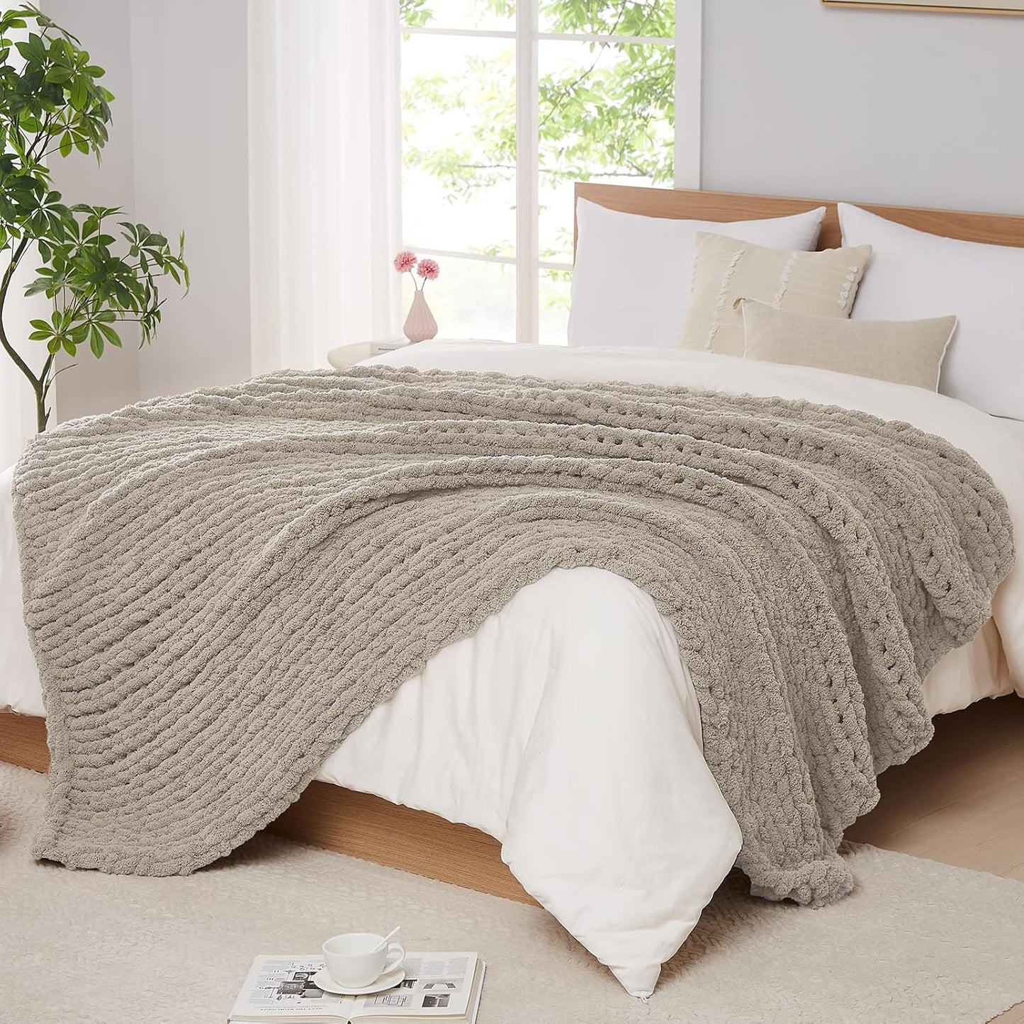 L'AGRATY Chunky Knit Blanket Throw for Cozy Home Decor