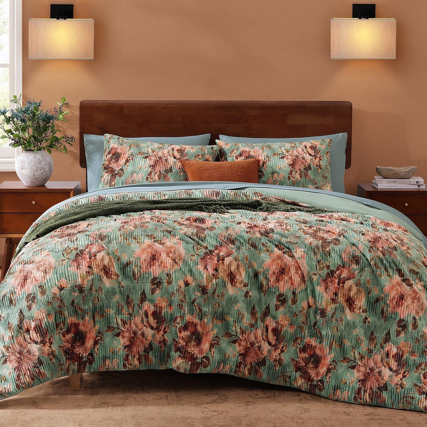 CASAAGUSTO King Comforter Set with Floral Design for Cozy Bedding