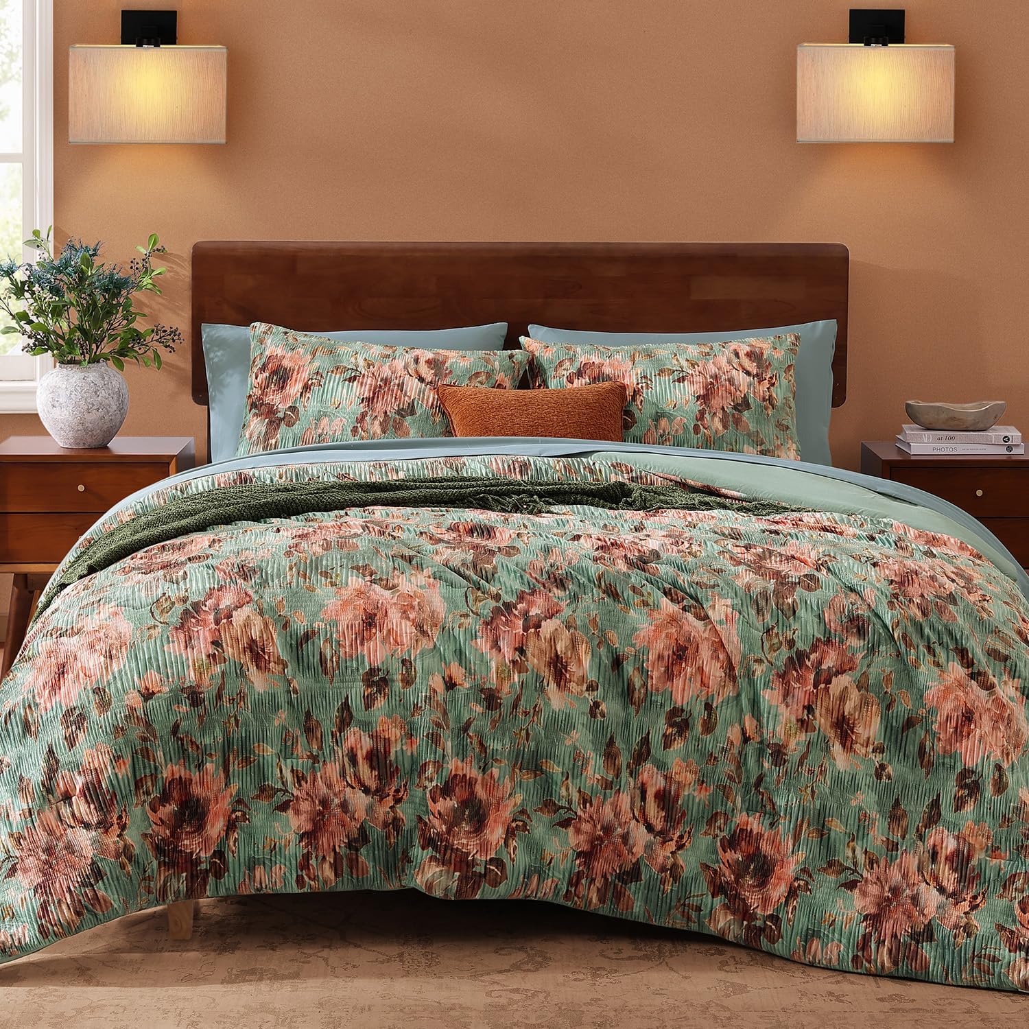 CASAAGUSTO King Comforter Set with Floral Design for Cozy Bedding