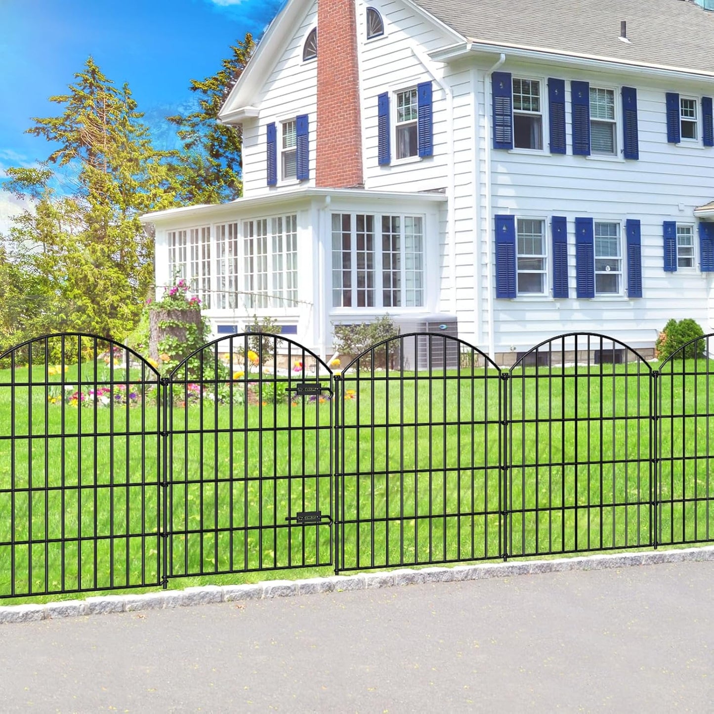 Metal Garden Fence with Gate for Dog and Animal Barrier