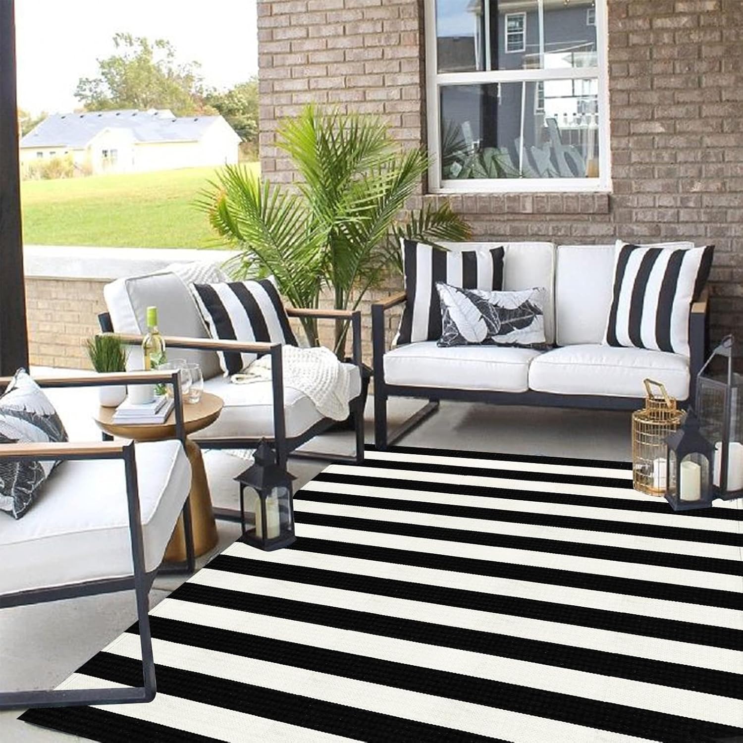 LEEVAN Outdoor Rug 5x7 Black and White Striped Patio Decor