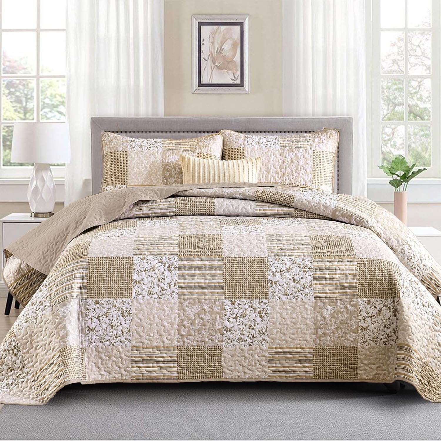 Beige Boho Quilt Set King Size - 3 Pieces Plaid Floral Bedding