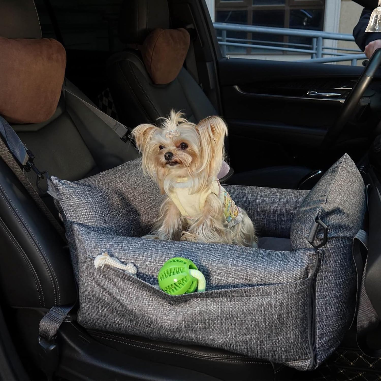 Petorado Inflatable Dog Car Seat - Comfy & Safe Travel Companion!