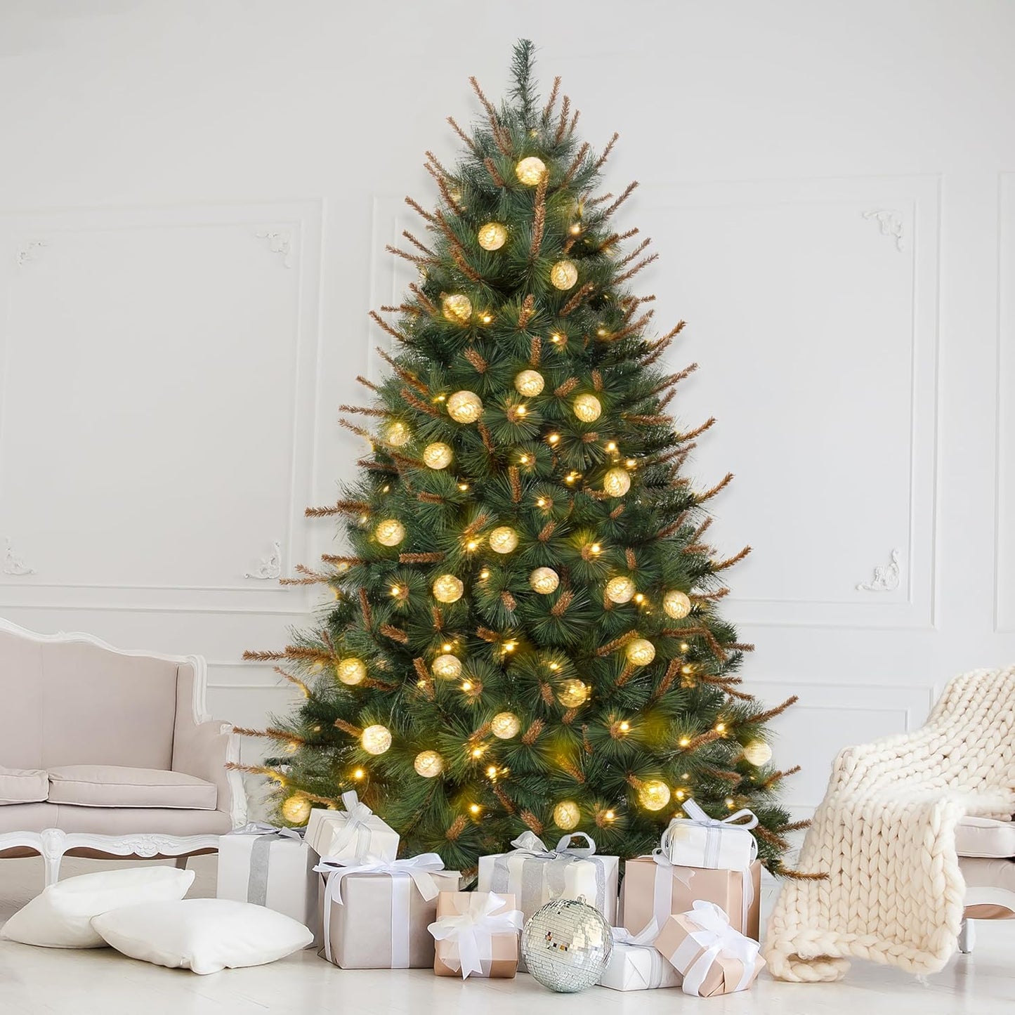 Selena 7.5ft Prelit Artificial Christmas Tree with 400 Lights