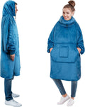 Cozy Hooded Blanket: PAVILIA's Plush Comfort