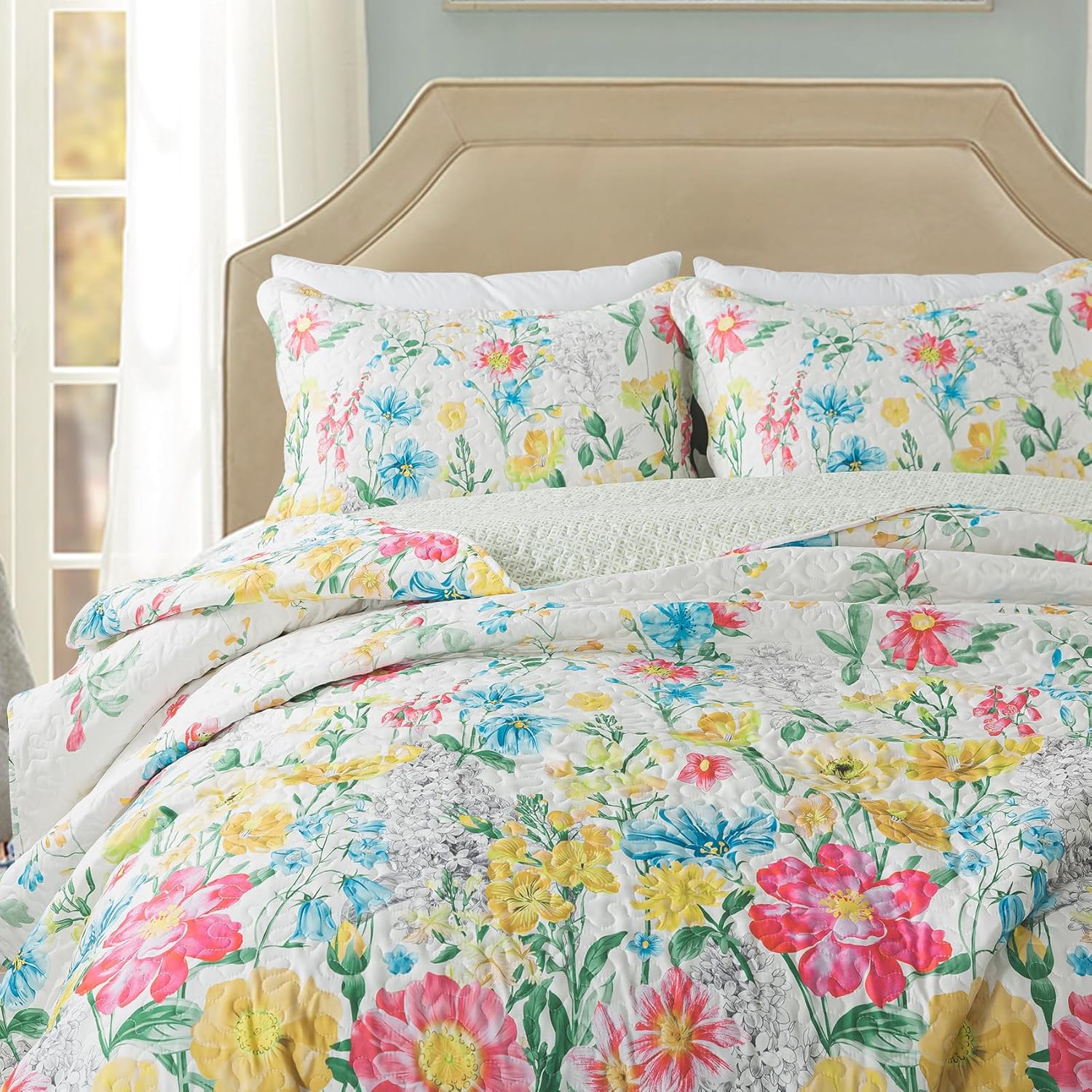 Travan Floral Quilt King Set - Ultra Soft Reversible Microfiber