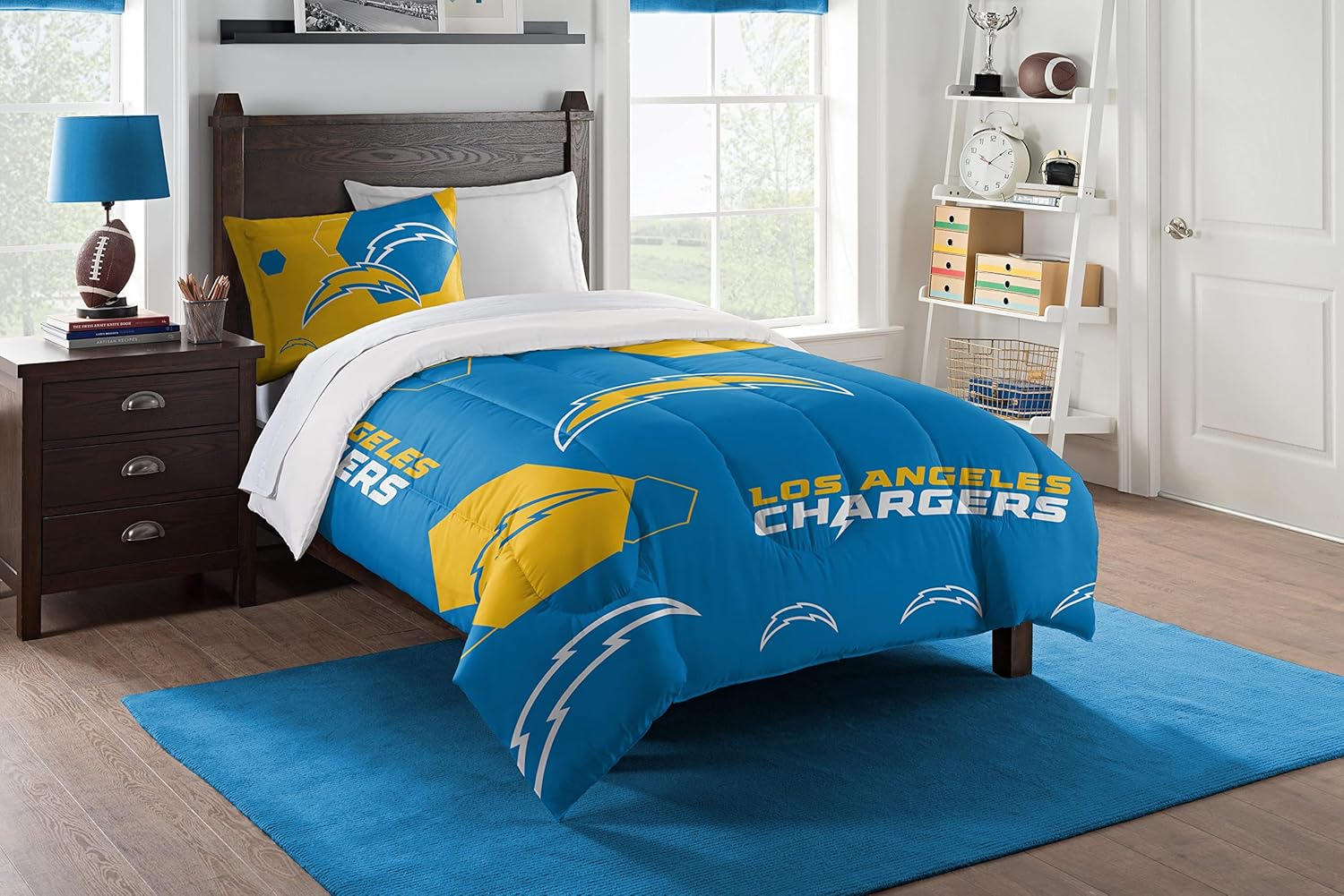 NFL Unisex-Adult Comforter and Sham Set for Cozy Nights