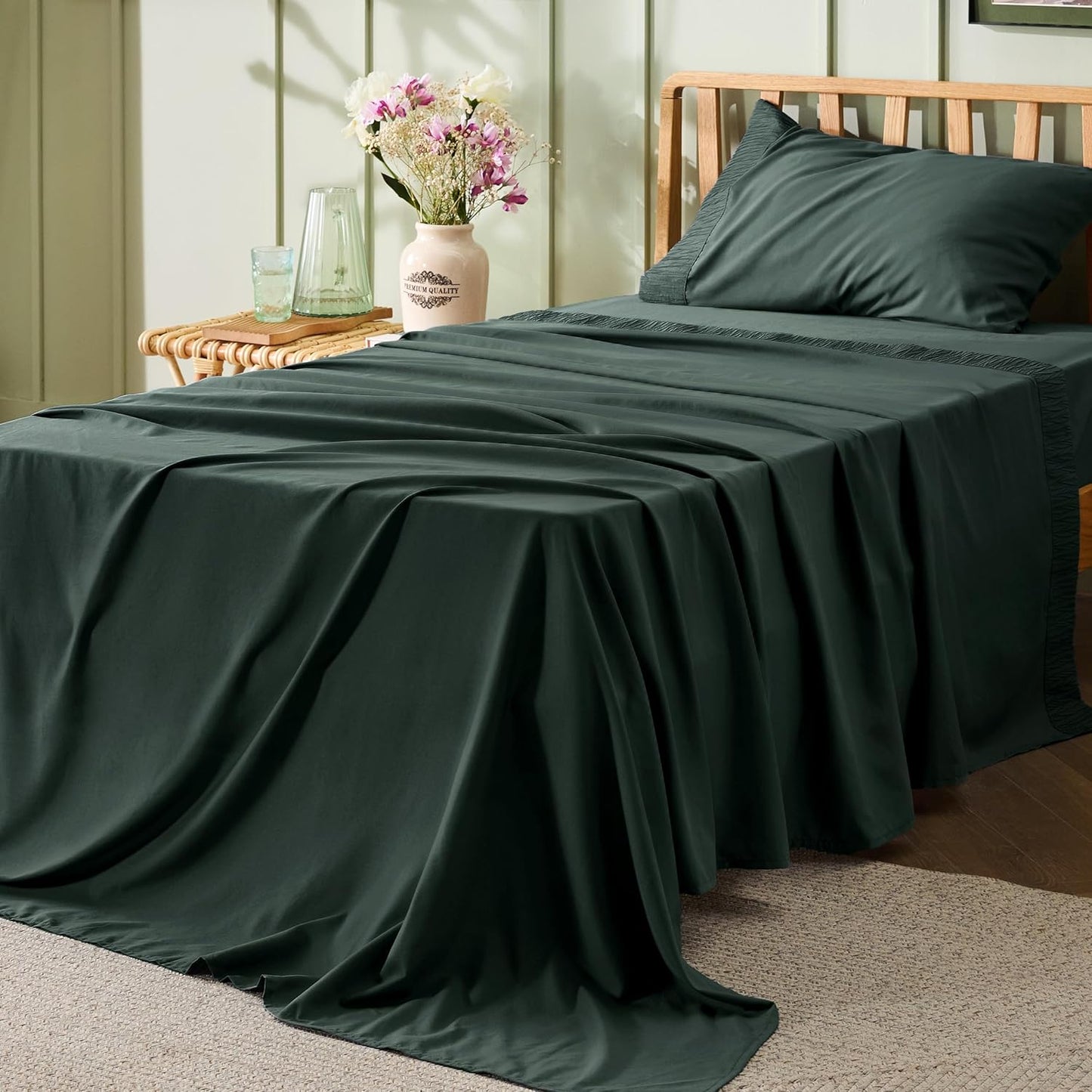 Bedsure Twin Sheets Set - Soft Cooling Bedding in Forest Green