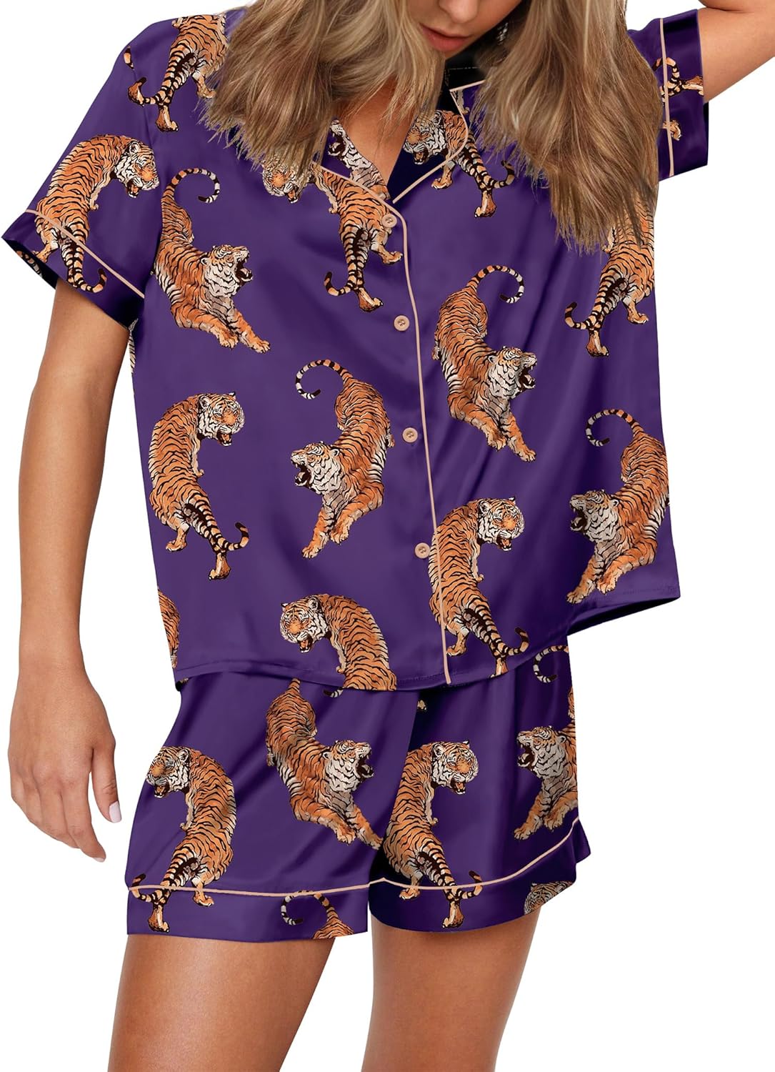 Funny Graphic Pajamas for Women Set with Vintage Tiger Print