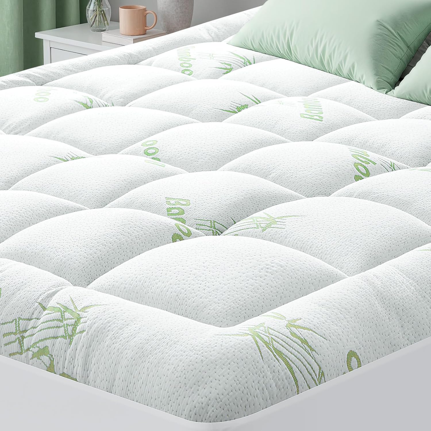 HYLEORY King Size Mattress Topper - Cooling Bamboo-Viscose Pad