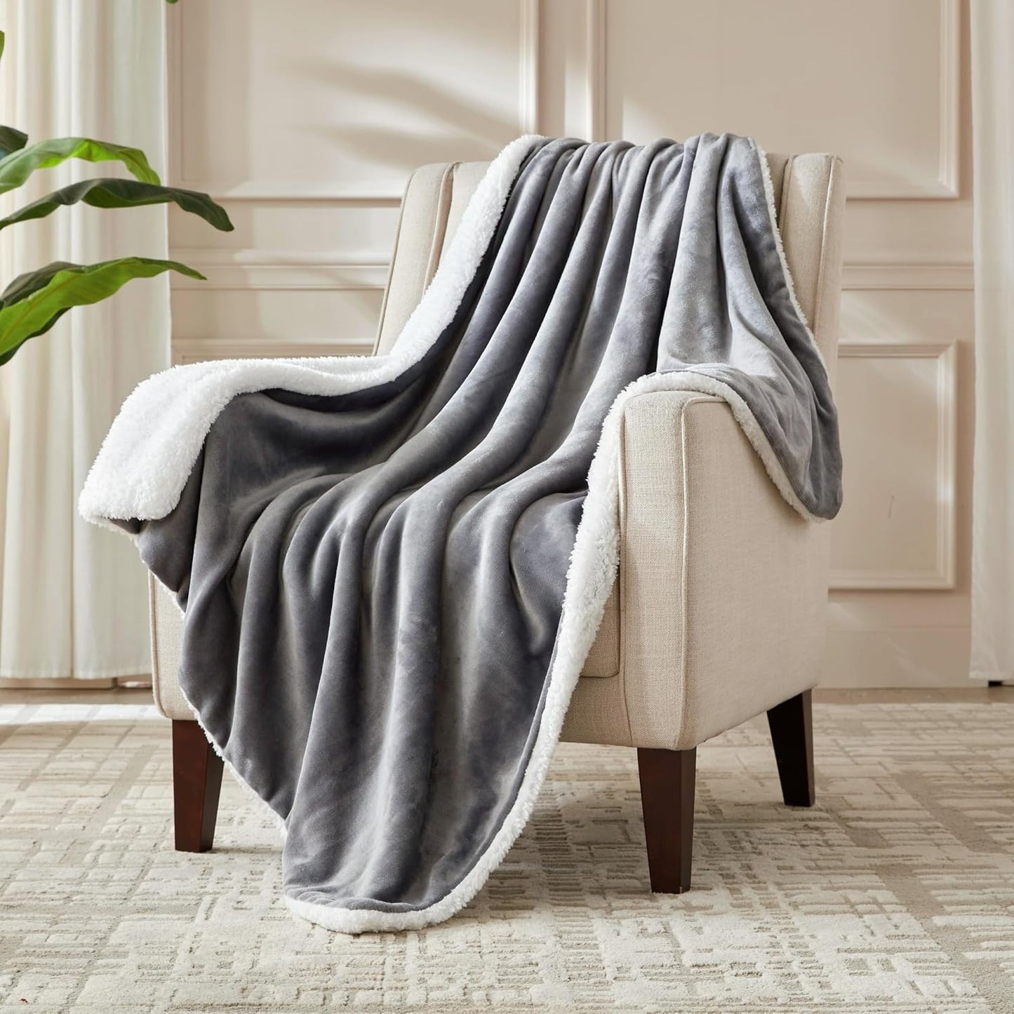 Heated Blanket Throw Size for Cozy Comfort and Safety Features