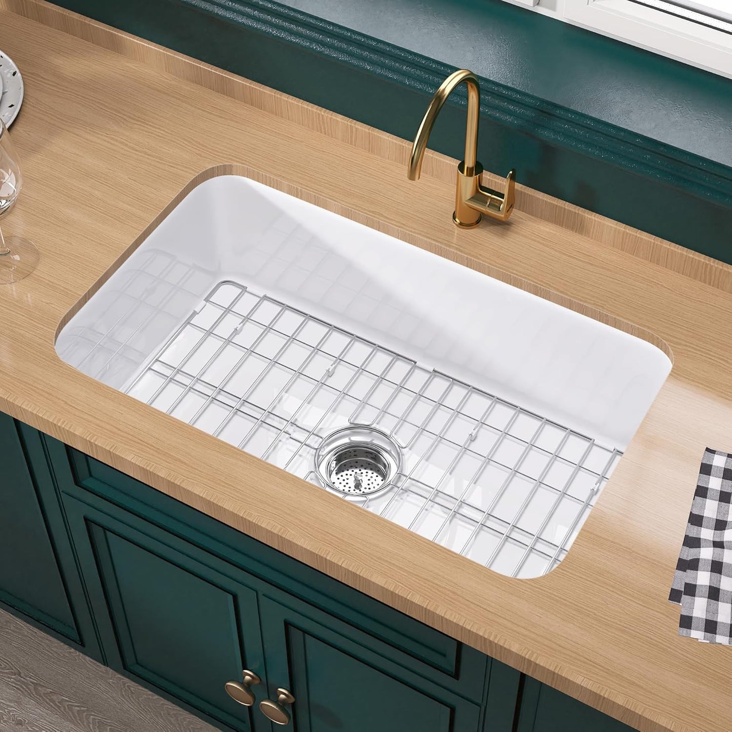 Miuara White Undermount Kitchen Sink 32 Inch - Durable Design