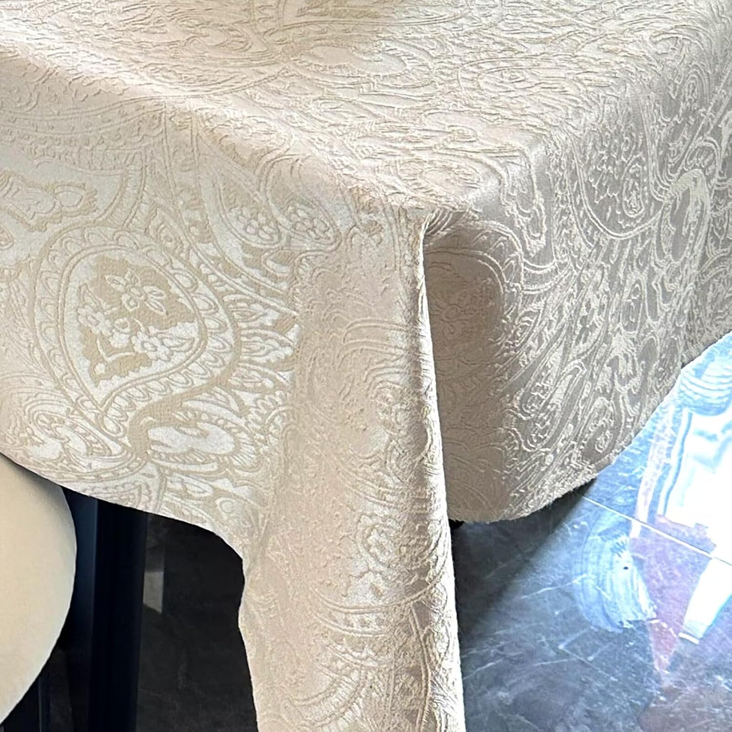 Rectangle Tablecloth for Dining, Wedding, and Kitchen Use