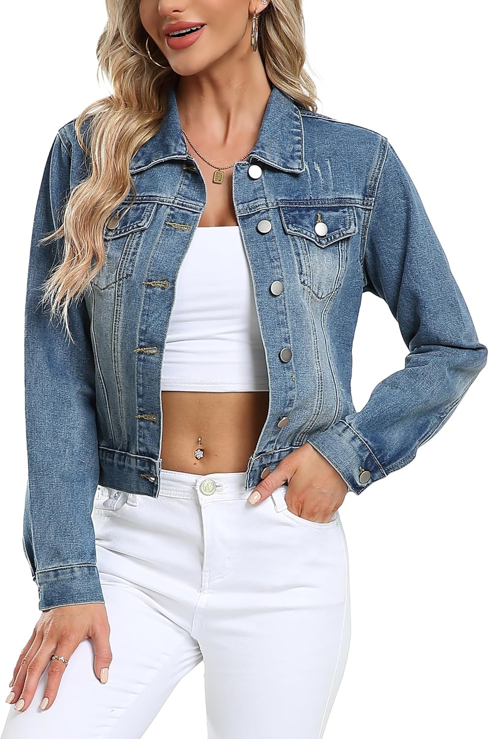 Cropped Women's Denim Jacket with Pockets for Everyday Style