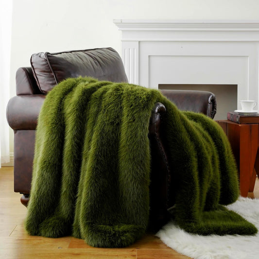 Luxury Fluffy Green Faux Fur Throw Blanket for Cozy Warmth