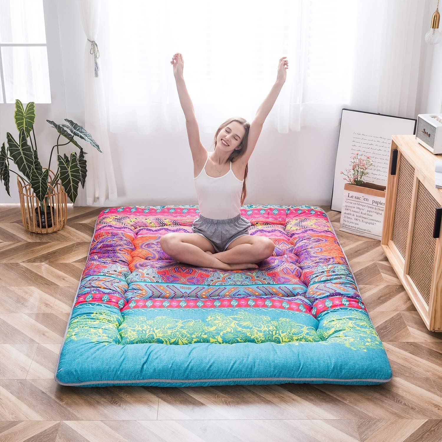 MAXYOYO Bohemian Futon Floor Mattress for Versatile Comfort