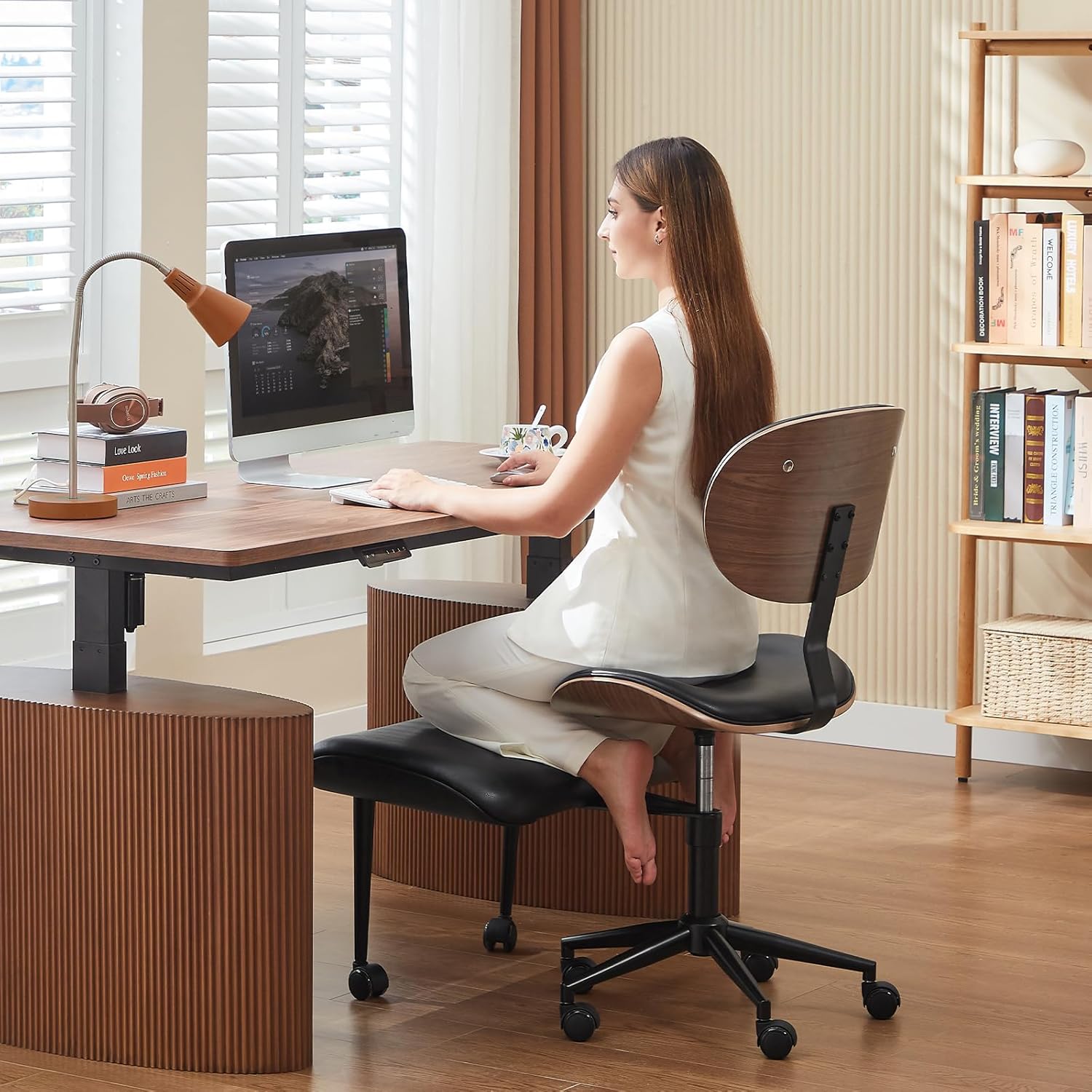 Bestier Cross Legged Office Chair with Wider Bentwood Support