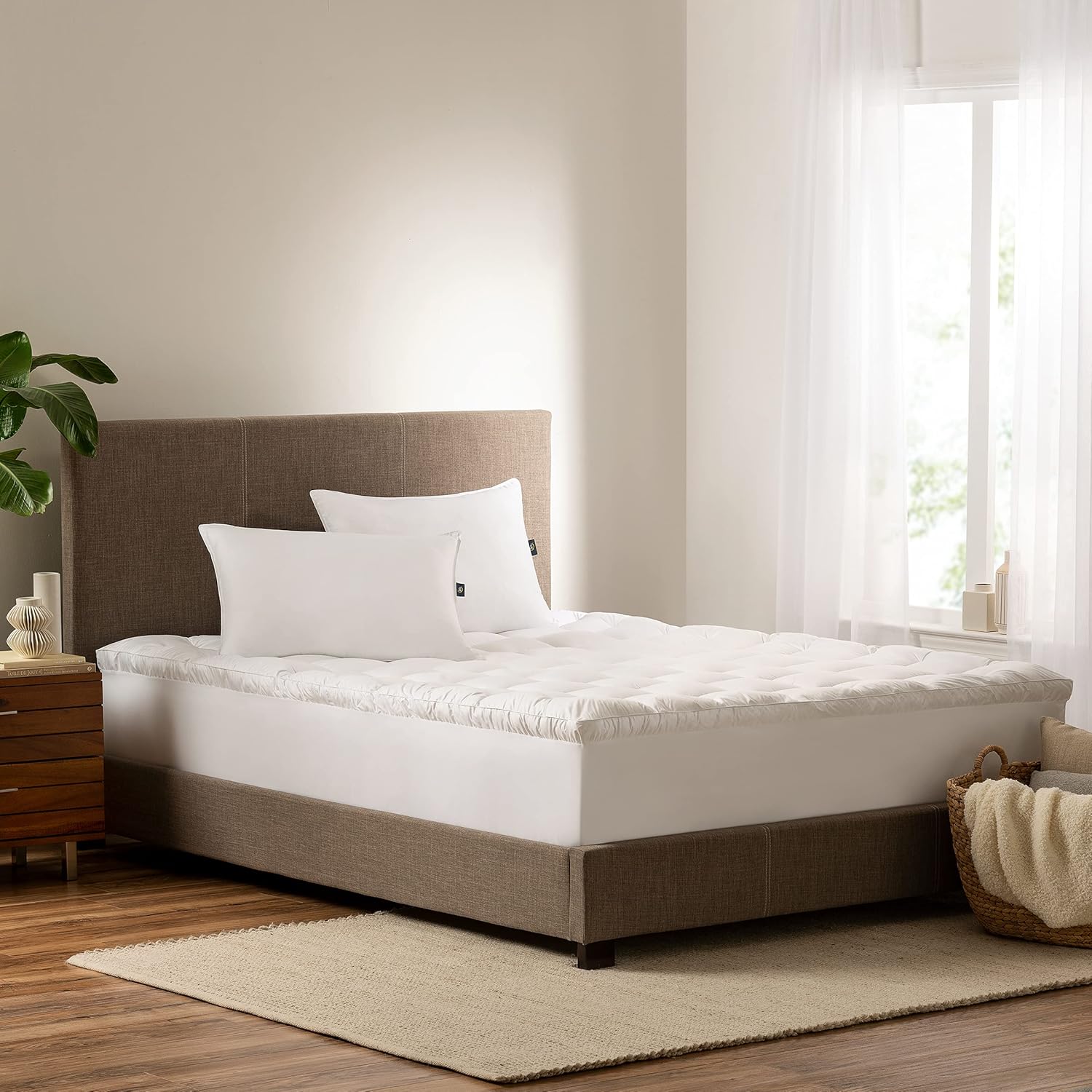 SERTA Down Illusion Soft Hypoallergenic Mattress Topper Twin XL