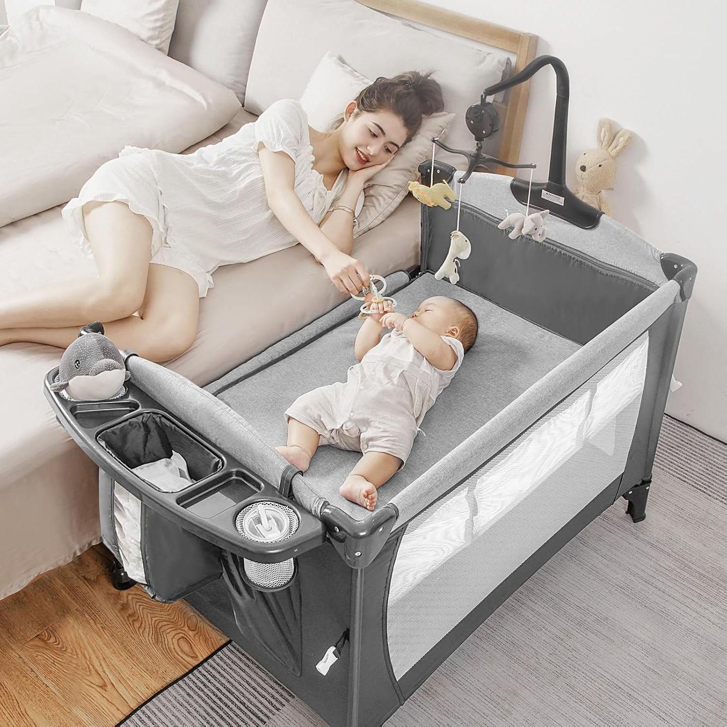 5-in-1 Pack and Play Baby Bassinet Bedside Sleeper Portable