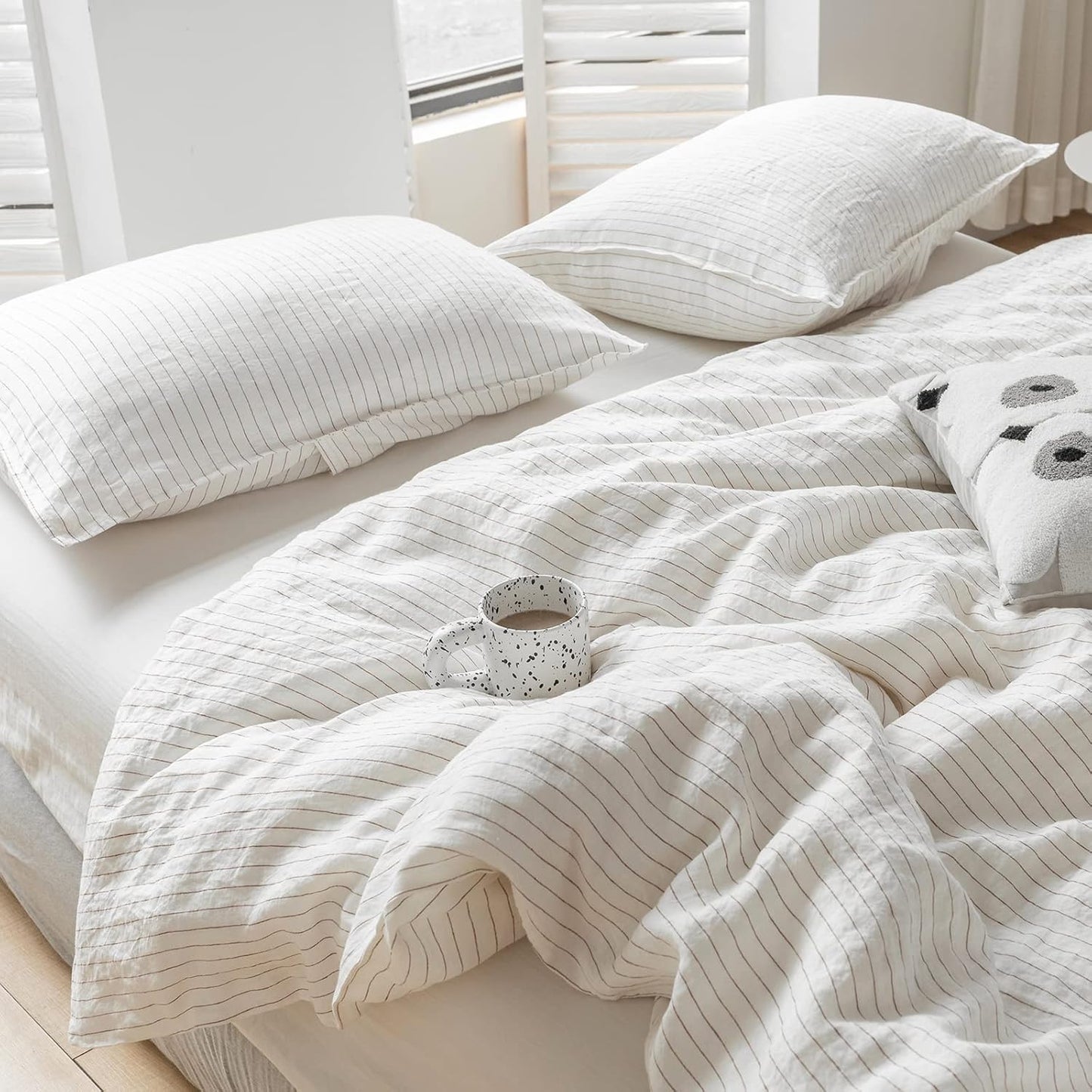100% Linen Duvet Cover Set with Pinstripe Pattern for Queen Size