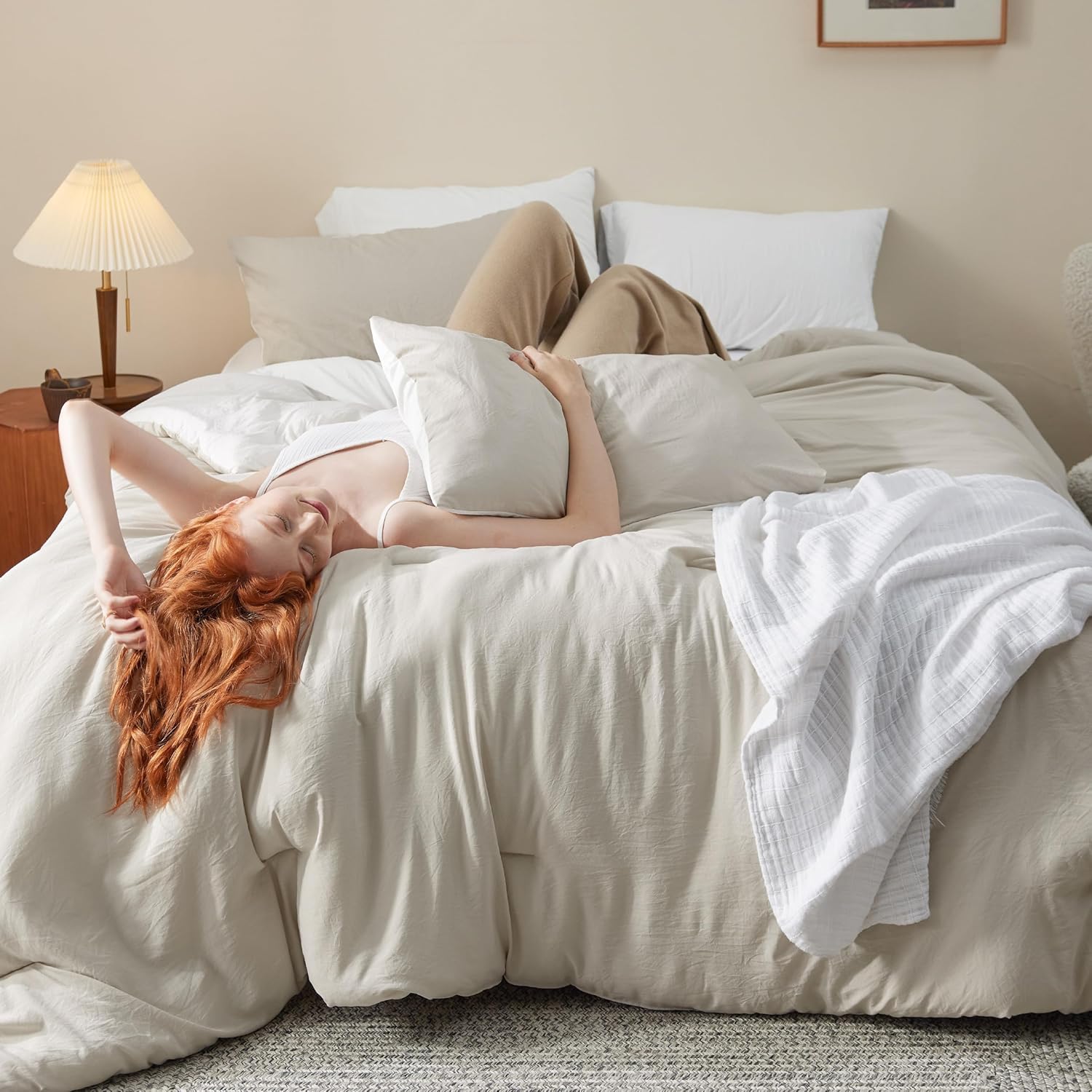 Bedsure Twin/Twin XL Comforter Set for All Seasons, Beige Soft