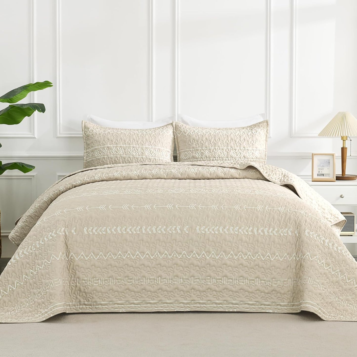 Andency Beige Quilt Set California King for Stylish Comfort