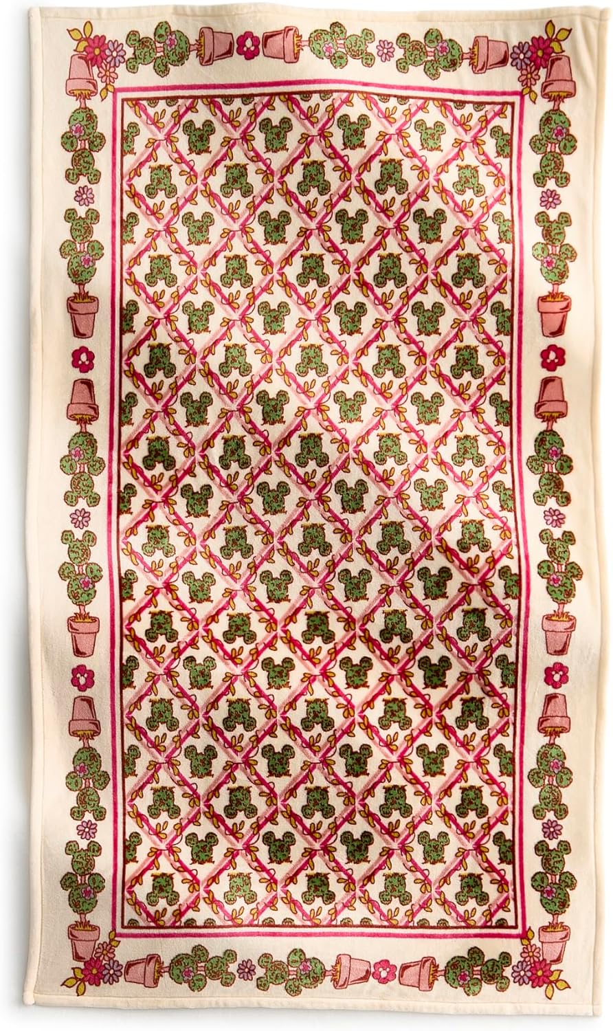 Vera Bradley Women's Disney Fleece Plush Throw Blanket Review