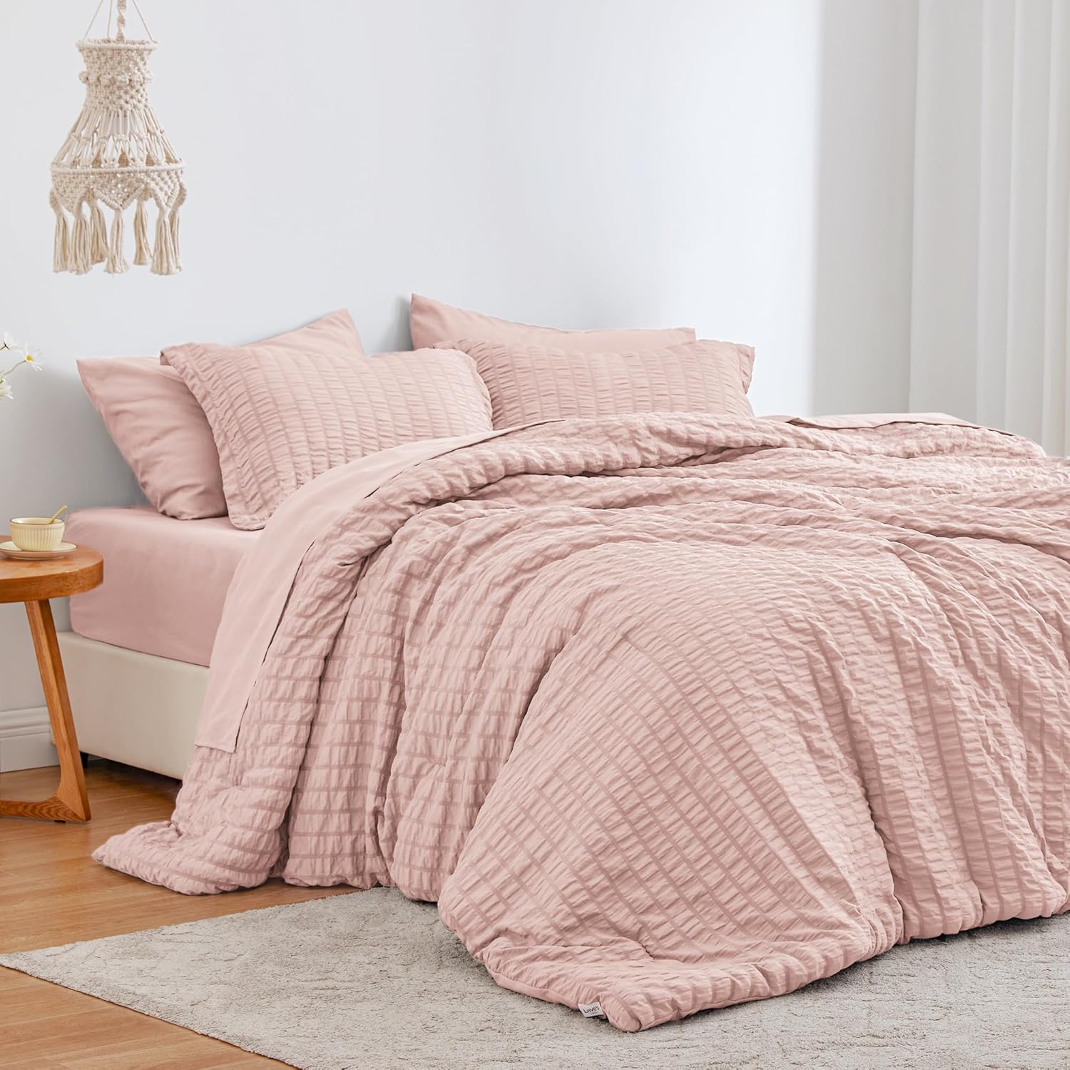 Seersucker Pink Queen Comforter Set for All Season Comfort