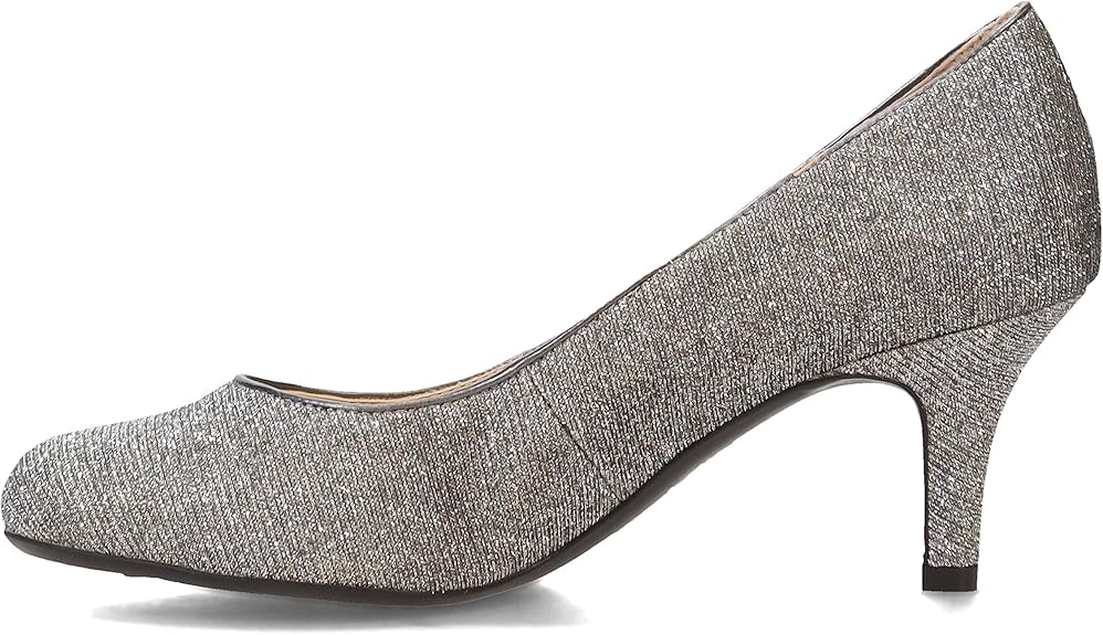 LifeStride Women's Parigi Pump: Stylish Comfort for Every Occasion
