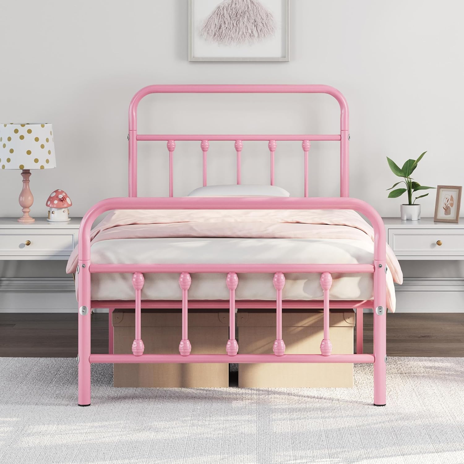 Yaheetech Classic Metal Platform Bed Frame with Victorian Style
